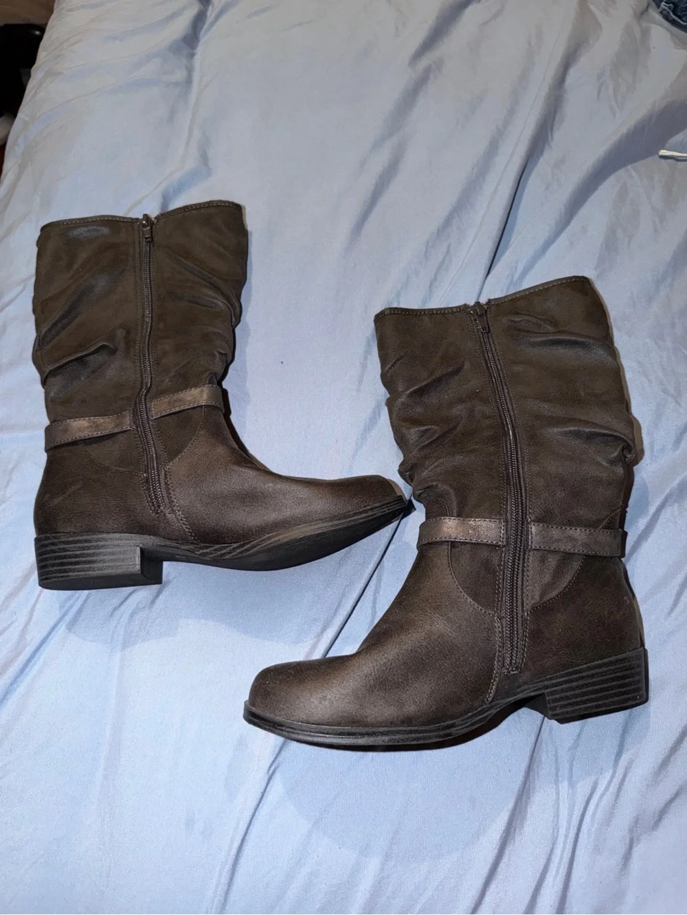 Brown slouch riding boots